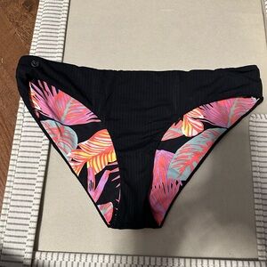 Maaji XL NWOT BOTTOM